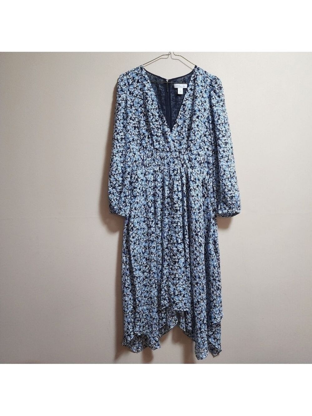 Nordstrom Signature 100% silk floral long sleeve crossbody midi dress size 6
